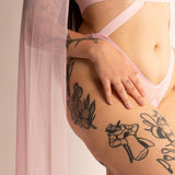 Body & Mantella in Mesh