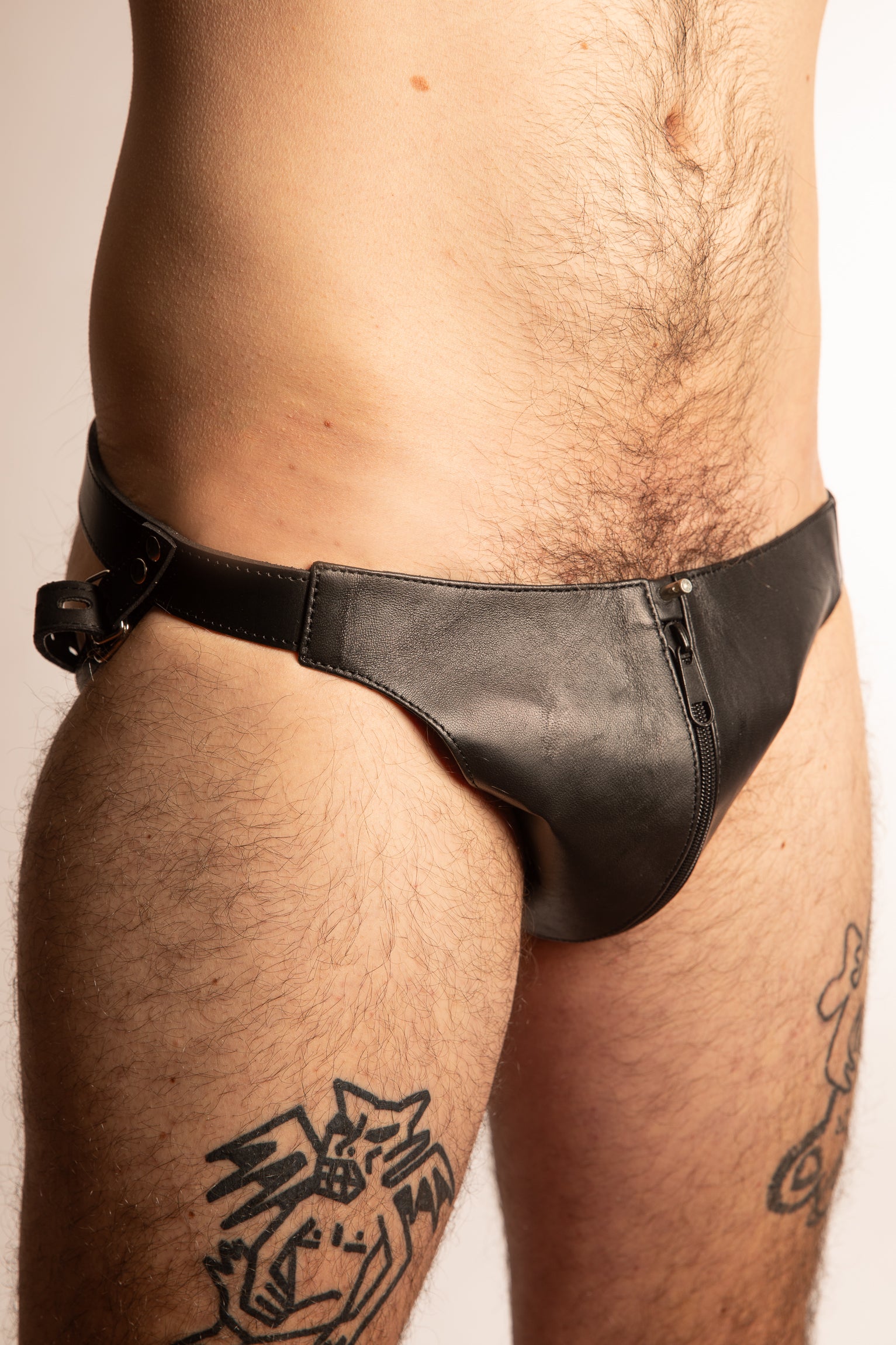bdsm, castità, spilli, pelle, sadomaso