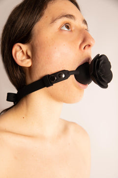 Gag Ball con Rosa Rimovibile in Silicone