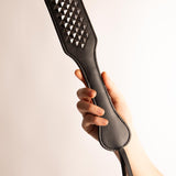 Paddle con Borchie in Eco Pelle