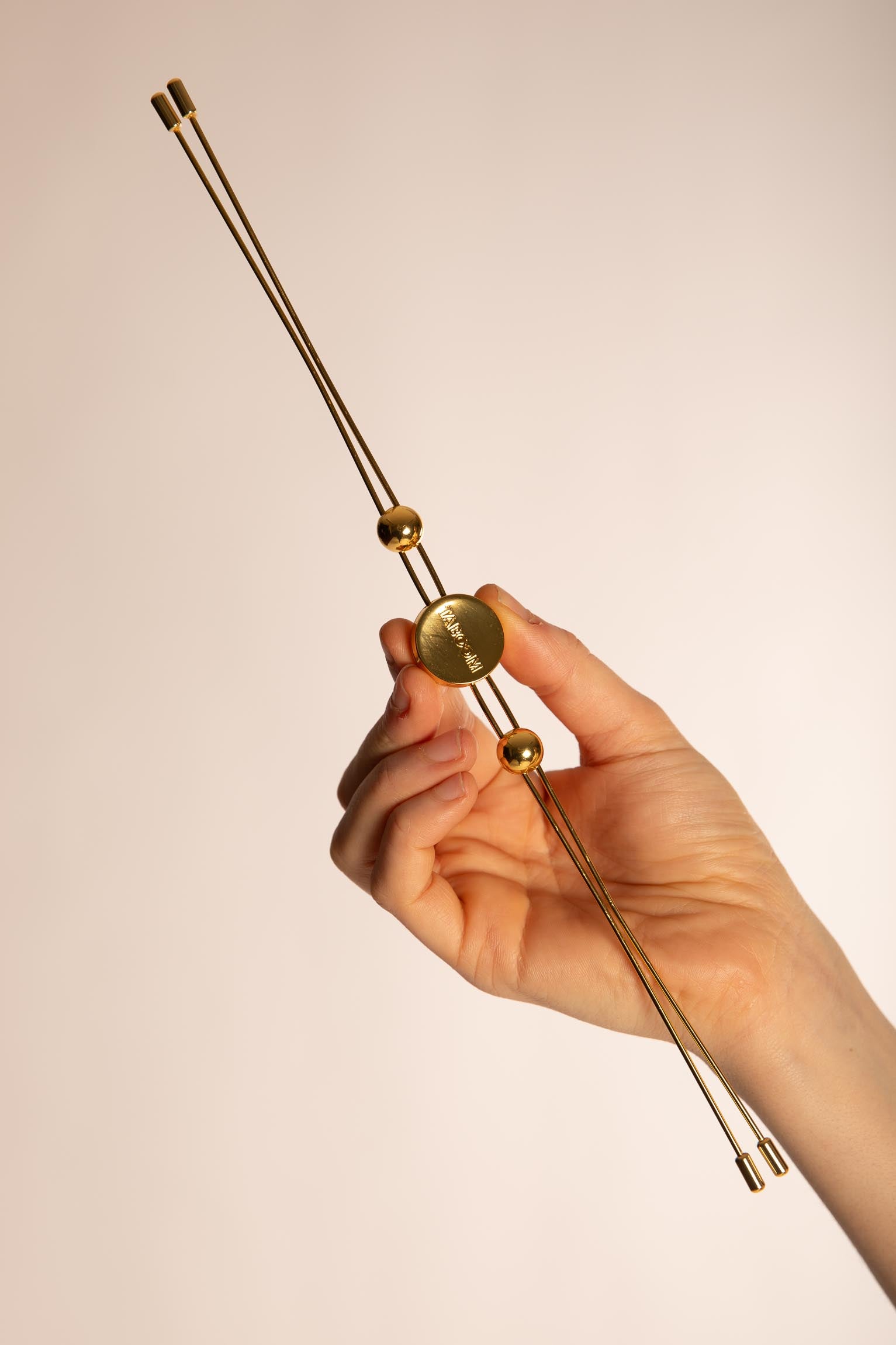 bdsm, pinza capezzoli, bondage, sadomaso
