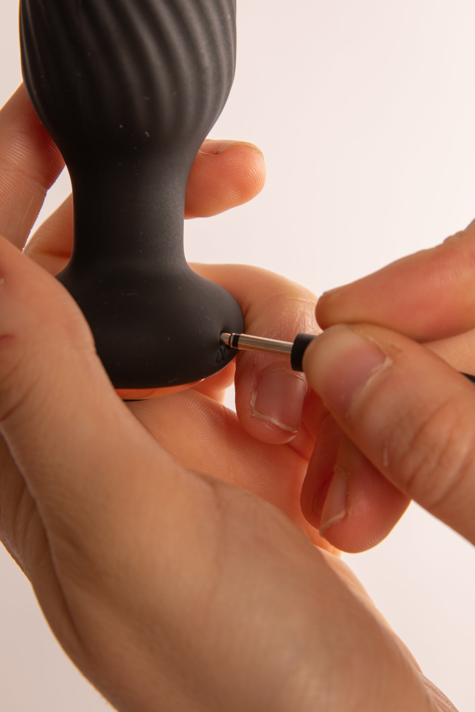 Twister Plug Anale Rotante con Telecomando Nero WOVO Store Twister Plug Anale Rotante con Telecomando Nero WOVO Store